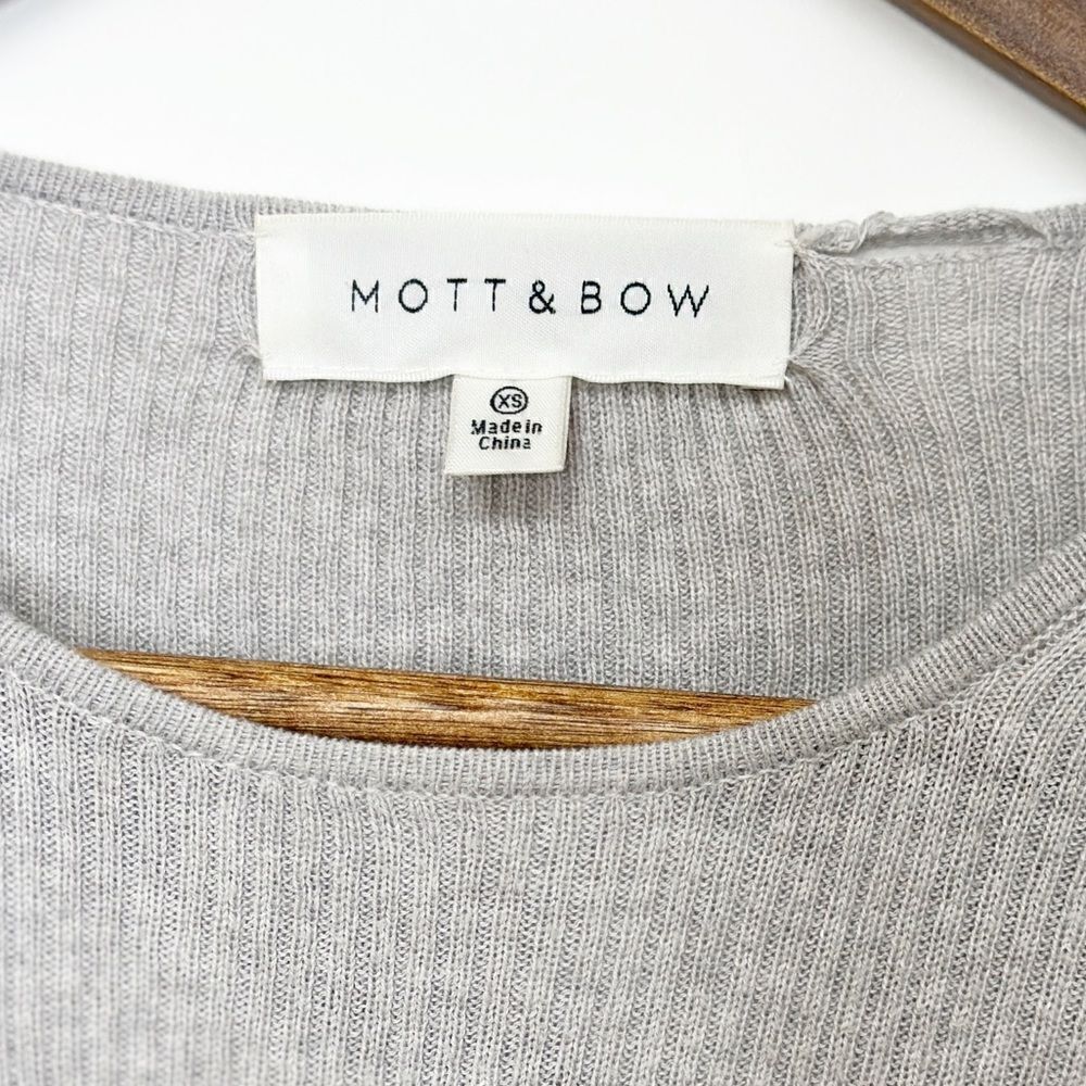 Mott & Bow Long Sleeve Ribbed Sweater Gray Anthropologie Size Extra Small - Picture 4 of 5